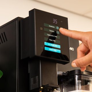Cecotec Cafetera Superautomática Cremmaet Compactc