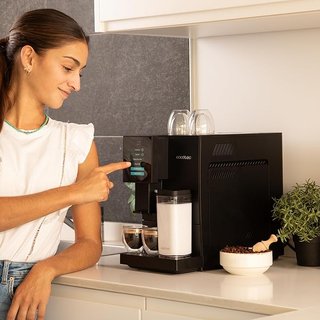 Cecotec Cafetera Superautomática Cremmaet Compactc