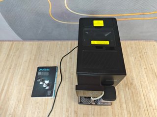 Cecotec Cafetera Superautomática Cremmaet Compactc