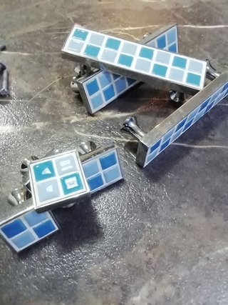 7 Pomos de acero en gamas de azules con tornillos