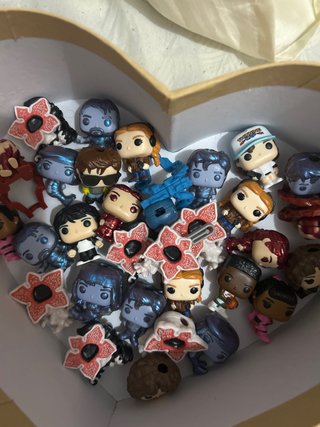 Pack Kinder Sorpresa Stranger Things (31)