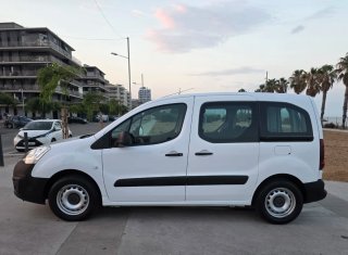 Peugeot Partner 2018 1.6BlueHDi 100cv " 5 PLAZAS "