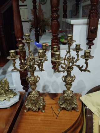 Candelabros de bronce macizo