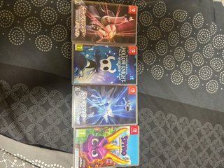 NINTENDO SWICH OLED + funda + juegos