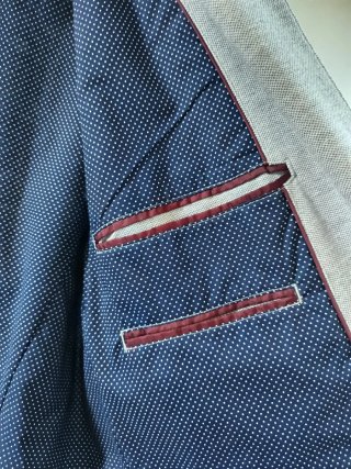 Americana gris