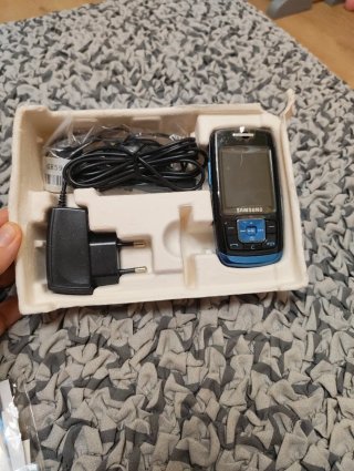Samsung SGH-E251 Music & Style