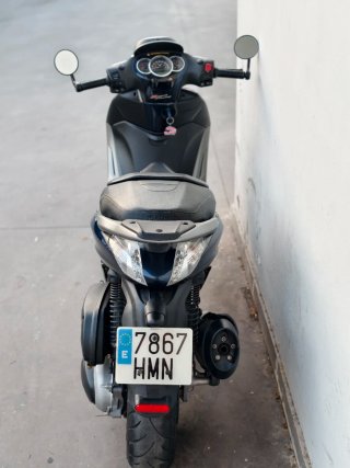 Piaggio Beverly 350 Maxi Scooter Azul/Plata