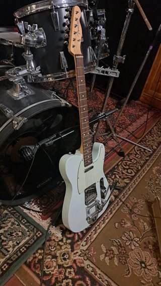 Fender Telecaster Classic Player 60s bigsby.