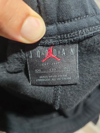 Conjunto Jordan Negro y Rojo