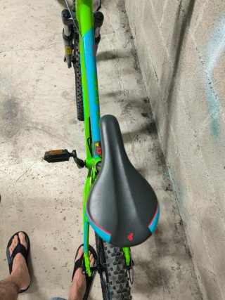 Bicicleta Montaña 24" Cube Acid Race Series 240