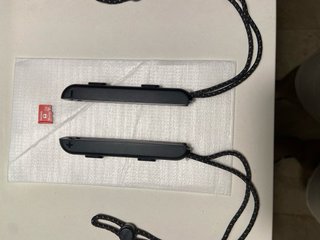 Nintendo Switch OLED + Mario Kart 8 Deluxe + MicroSD