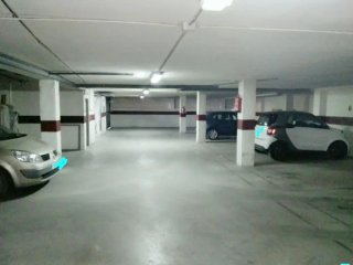 Se alquila Plaza de Garaje en Hijar