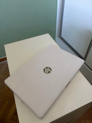 Portátil HP 15,6” blanco