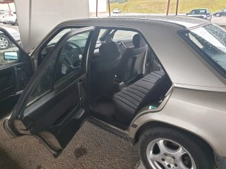 Mercedes-Benz Clase E 1993