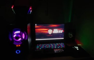 MSI GE75 Raider Laptop Intel i7 10ª Gen RTX 2060