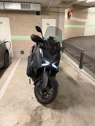 Yamaha XMAX 300 2023 Negra