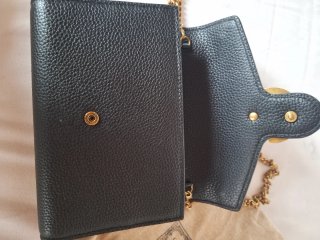 Borsa Gucci Marmont nera con catena