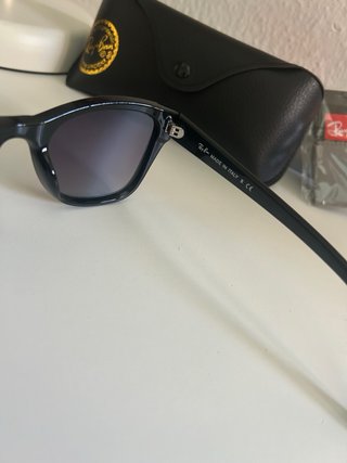 Gafas de Sol Negras y Grises