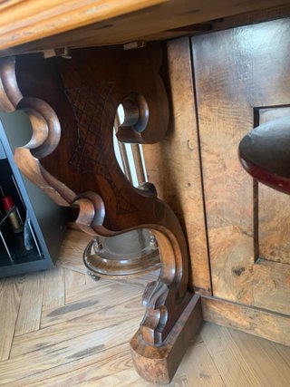 Piano antiguo de madera