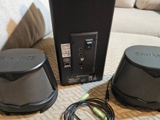 Altavoces Enhance con Subwoofer