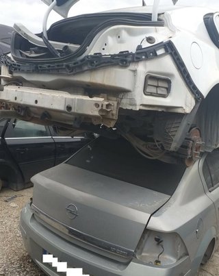 Opel elevalunas delantero derecho insignia 310776