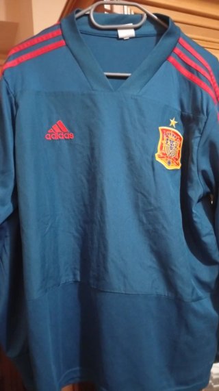 Camiseta España Retro. Manga larga Adidas