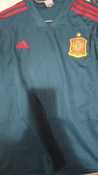 Camiseta España Retro. Manga larga Adidas