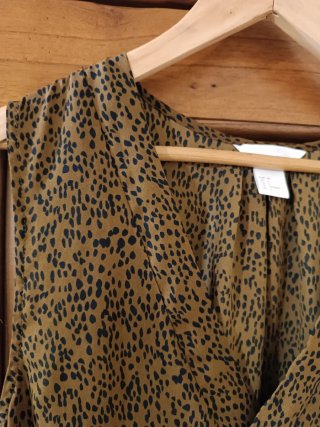 Top H&M Smanicato Scollo V Animalier