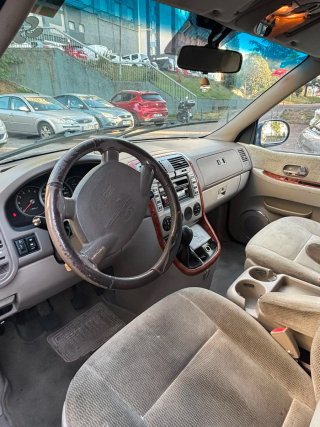 KIA Carnival 2005