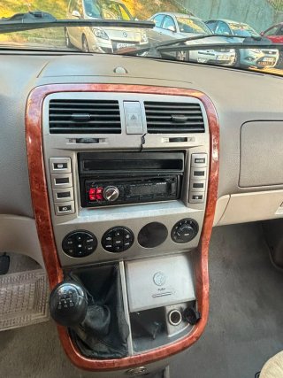 KIA Carnival 2005