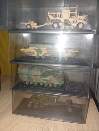 Maquetas 15 vehículos militares