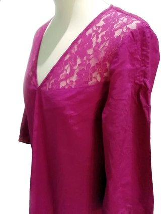 Blusa o túnica con encaje talla 46