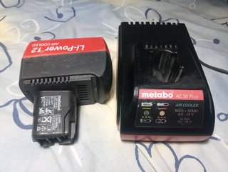 Cargador Metabo AC 30 Plus