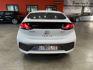 Hyundai IONIQ 1.6 GDI PHEV KLASS DT (2021)