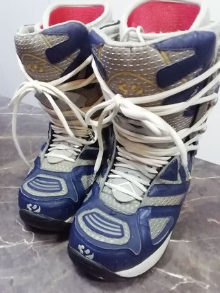 Botas Snowboard Thirtytwo T40 y Bolsa Rossignol