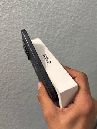 iPhone 15 Pro 256Gb Batería 88%