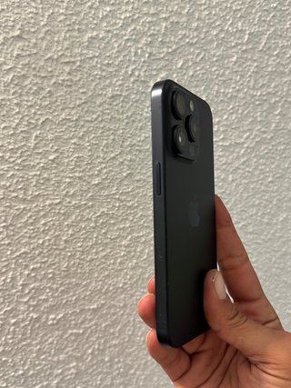 iPhone 15 Pro 256Gb Batería 88%