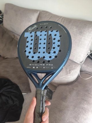 Pala de pádel Wilson Endure Pro edición especial
