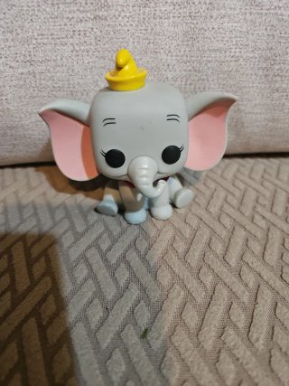 Funko Pop Dumbo con sombrero
