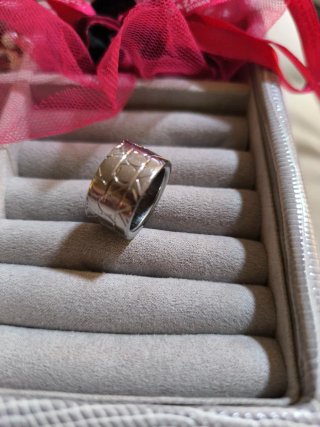 Anillo Calvin Klein Logo Plata