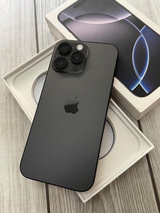 iPhone 16 Pro Max GARANTÍA 1 Año y medio
