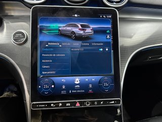 Mercedes CLASE C 2.0 313 300E AVANTGARDE (2022)