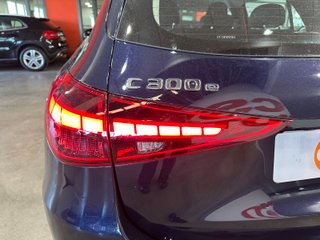 Mercedes CLASE C 2.0 313 300E AVANTGARDE (2022)