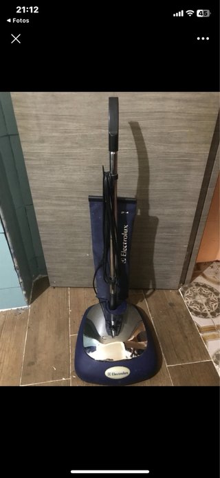 Enceradora y pulidora electrolux