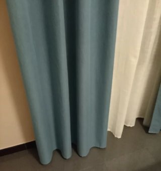Cortinas opacas azul niebla.