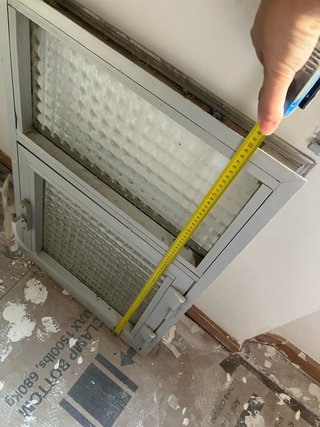Ventana aluminio abatible