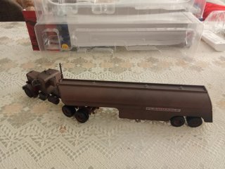 Camión Peterbilt 281 Duel Escala 1:43