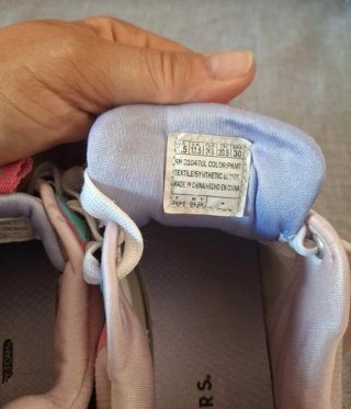 Sneakers Skechers rosa e turchese