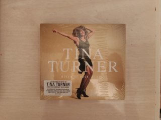 Tina Turner Queen of Rock 'n' Roll CD
