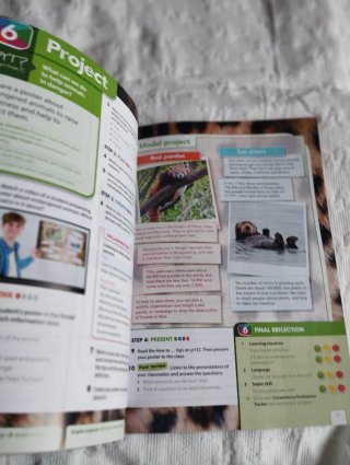 INFLUENCE TODAY 1 Student's book: libro de text...